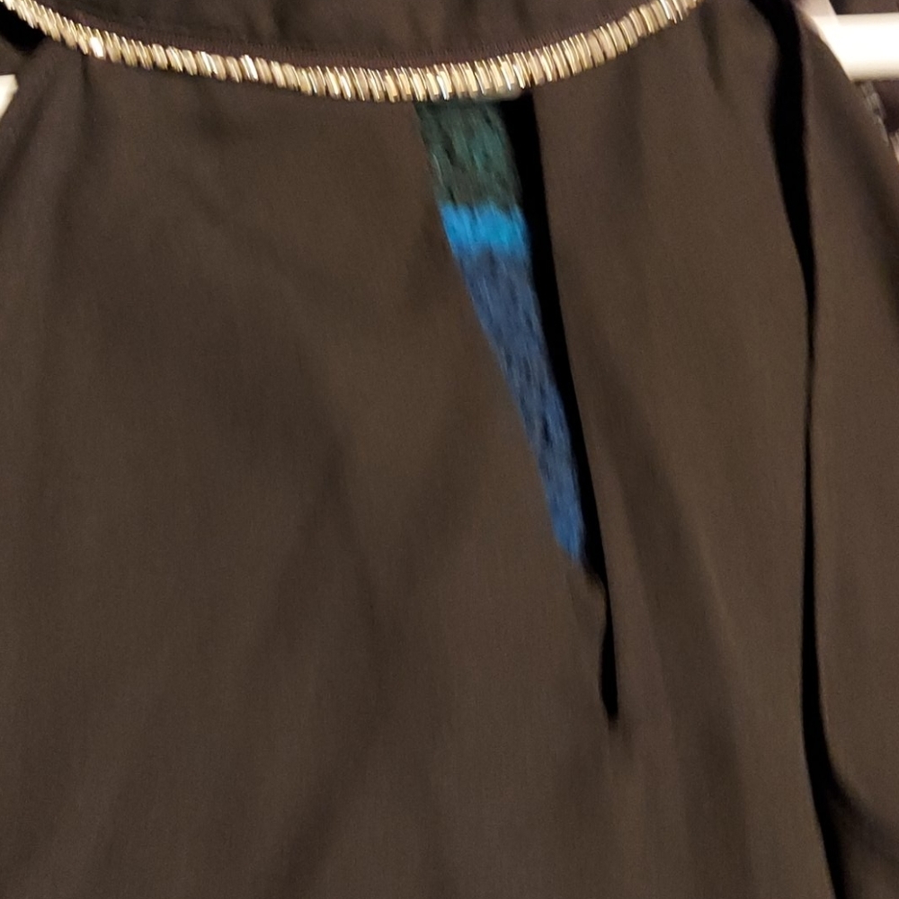 Clothes - Picture 5 of 8